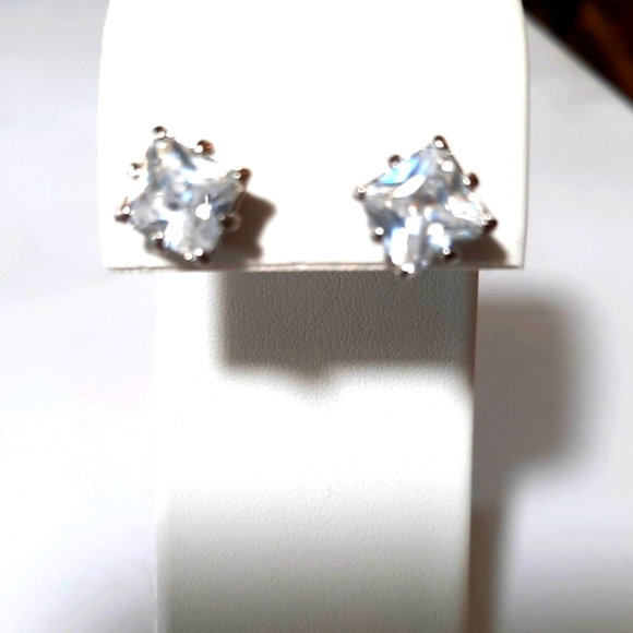 Swarovski Crystal Stud Earrings NWOT - Picture 2 of 5